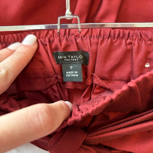 Red work pants - Picture 3 of 3